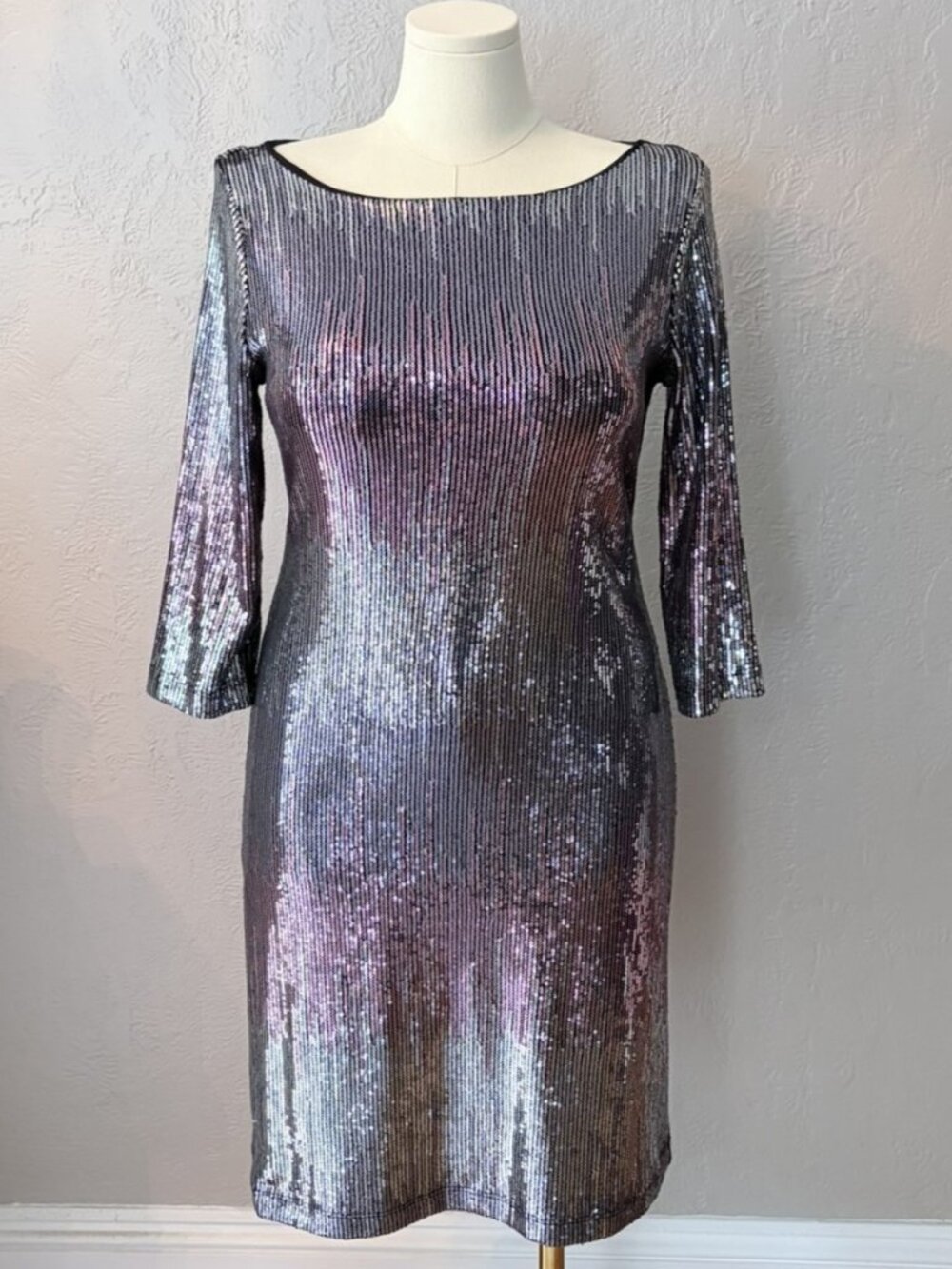 Karen Kane Iridescent Sequin 3/4 Sleeve Shift Dress Large